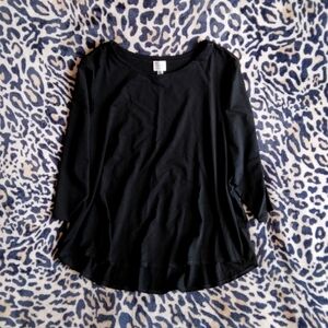 Women's quarter sleeve top